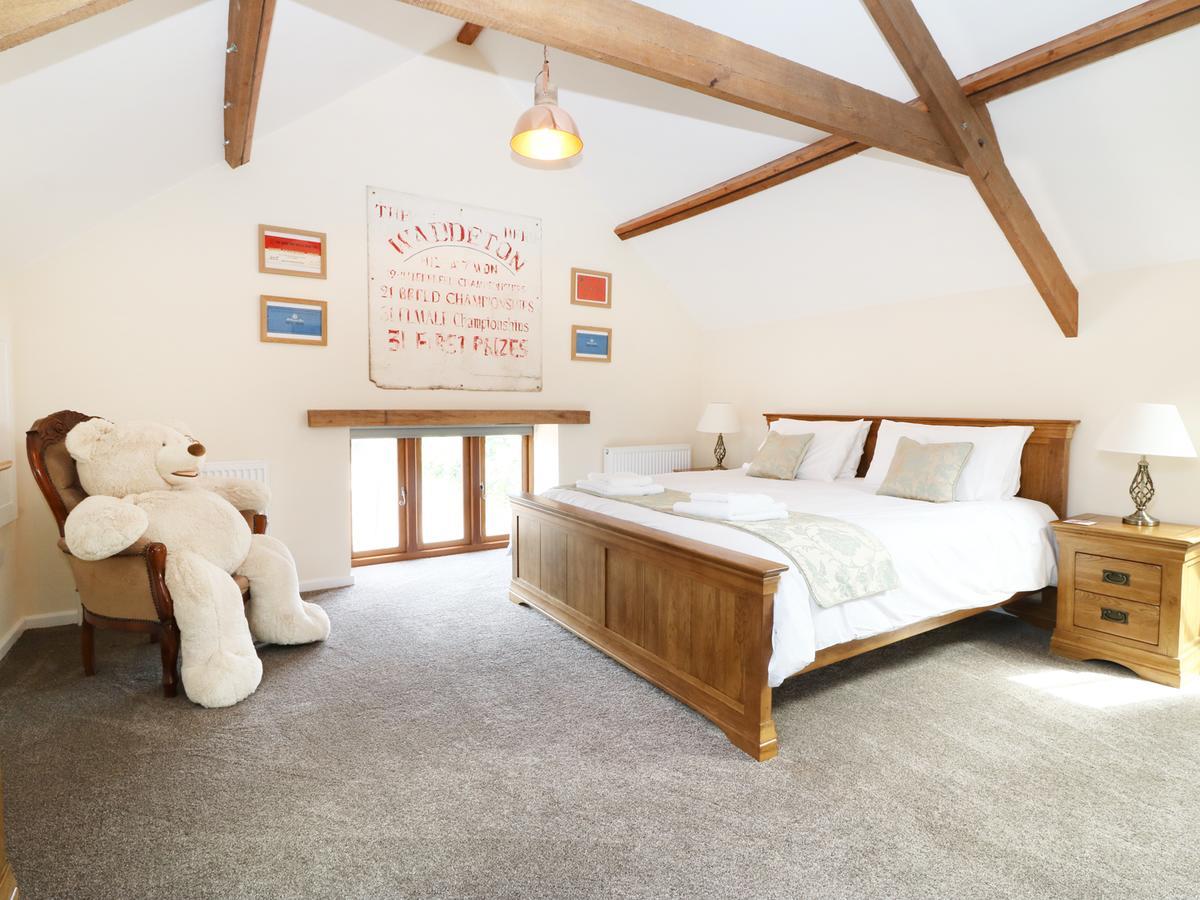 Swallows Barn Бриксем Экстерьер фото