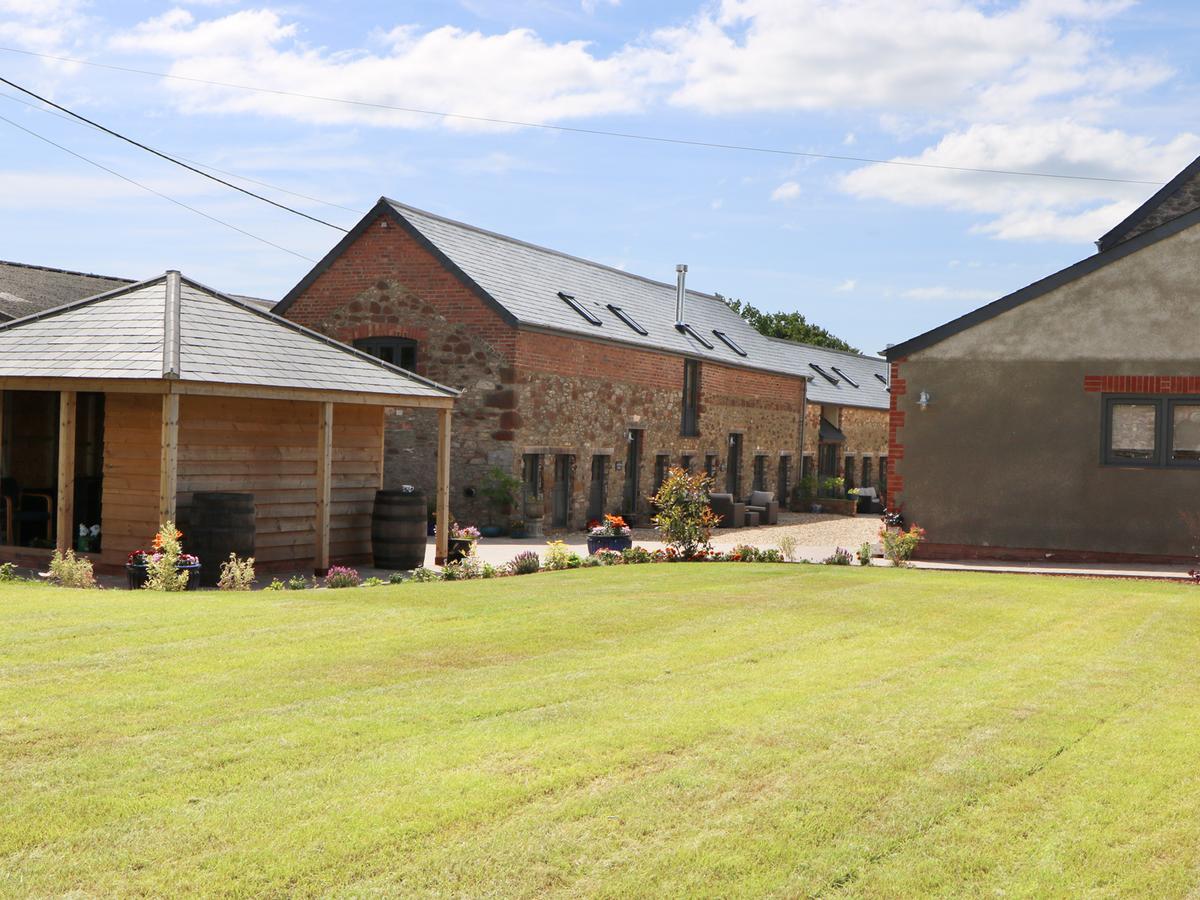 Swallows Barn Бриксем Экстерьер фото